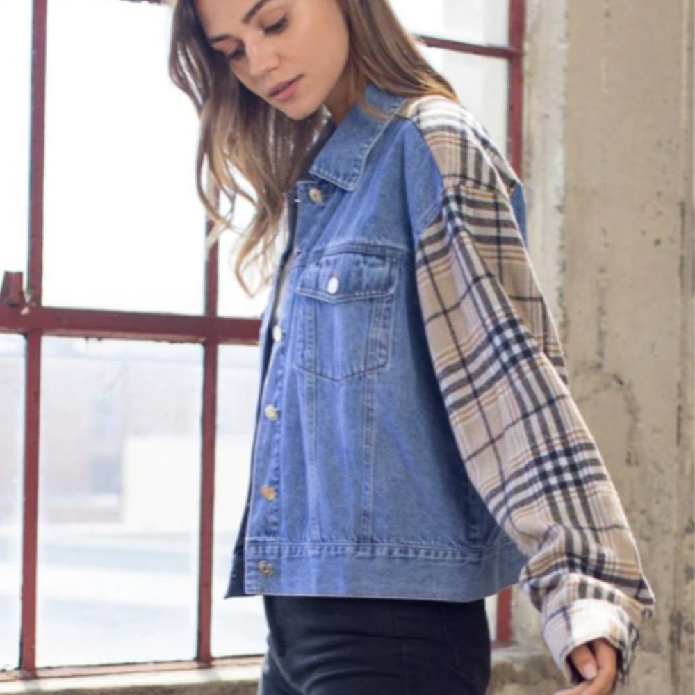 BLUE B COLLECTION I Boutique Denim & Plaid Flannel Contrast Jean Jacket, L - Picture 2 of 15